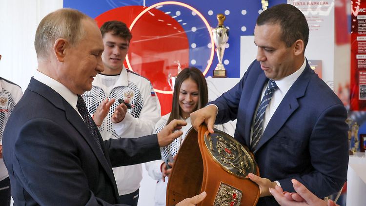Umar Kremlew und Wladimir Putin.