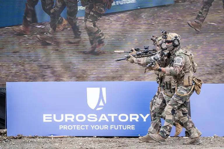 ab2f608e09d548a21df00f9c5c3fac16