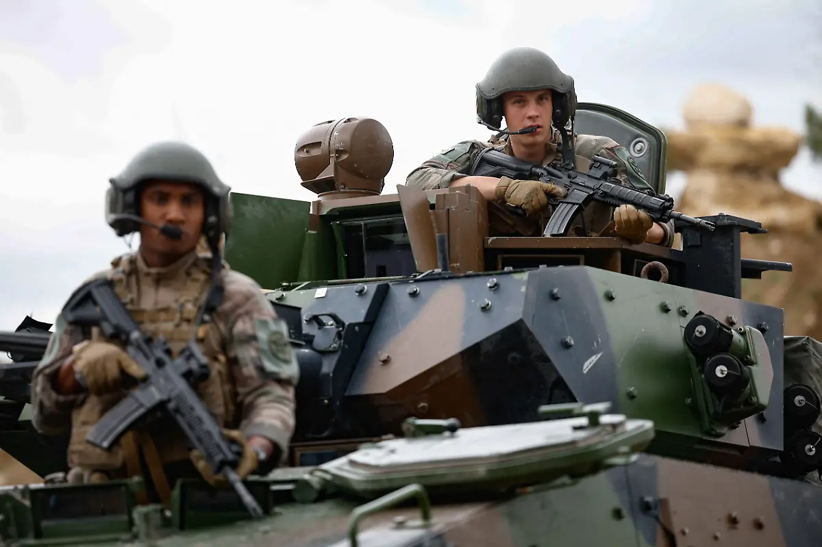 2024-06-16T181652Z-1020039651-RC2EC8AAGR0H-RTRMADP-3-EUROSATORY-FRANCE