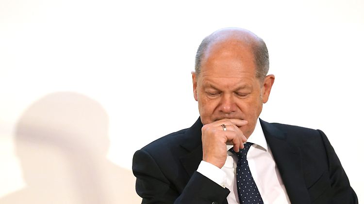 Bundeskanzler Scholz soll im Interview mit der "New York Times" mehrfach gereizt auf Fragen reagiert und die Journalisten beschimpft haben. 