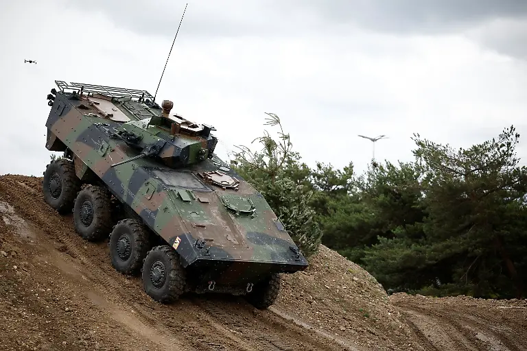 2024-06-16T180312Z-538011978-RC2DC8AIO5JR-RTRMADP-3-EUROSATORY-FRANCE