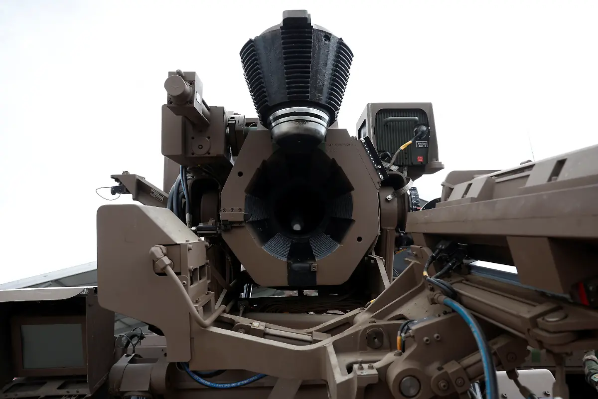 2024-06-16T180147Z-1105544061-RC2EC8A8THZA-RTRMADP-3-EUROSATORY-FRANCE