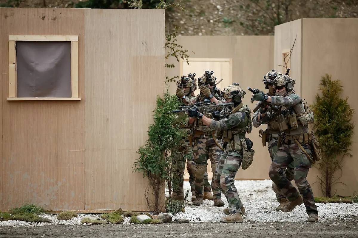 2ac35e3d899ae200e671732ae5ef86a9