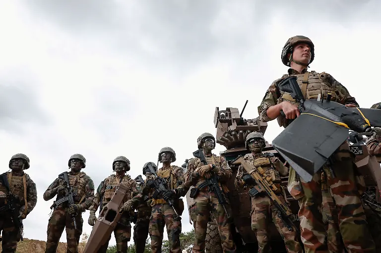 931556b6fc7963f0e669ad824d8f886a