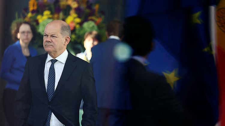 Olaf Scholz wurde noch vor und während seiner Reise an den Golf getestet - da war alles noch in Ordnung.