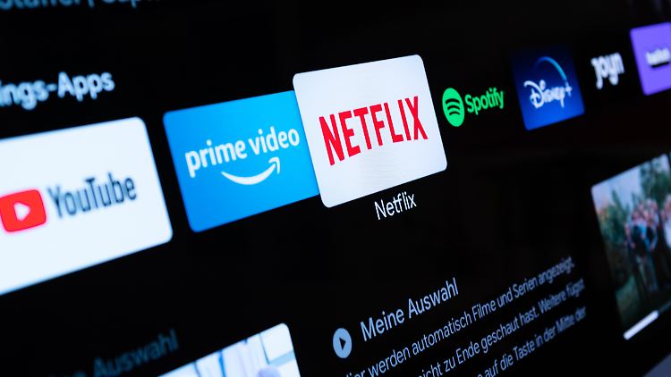 Auch wenn das klassische TV beim gesamten Fernsehpublikum noch ganz vorn ist, nimmt die Nachfrage vor allem bei Streamingdiensten zu. 