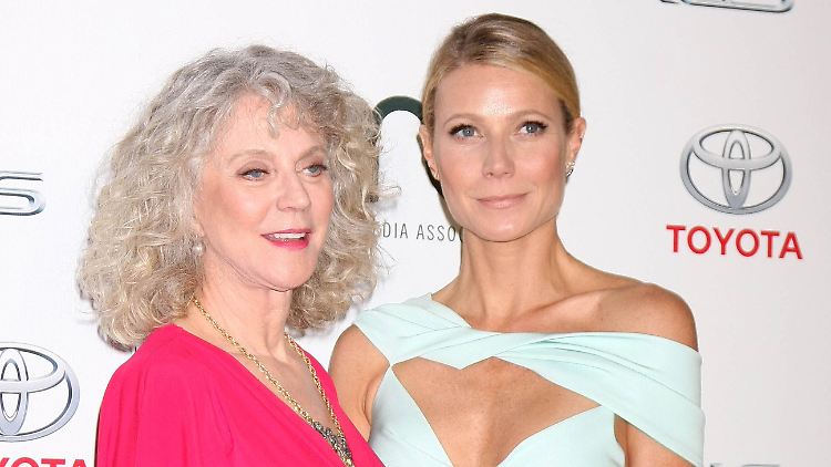 Blythe Danner ist die Mutter von Gwyneth Paltrow (r.).
