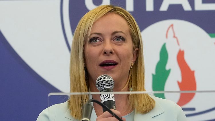 Italien wird die Ukraine nach Aussage von Wahlsieger Meloni weiterhin unterstützen.