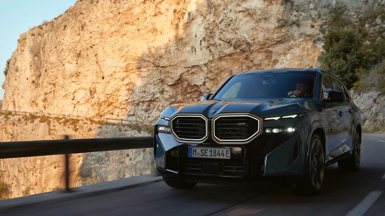 BMW schickt den XM ins Rennen um die Krone im SUV-Segment.