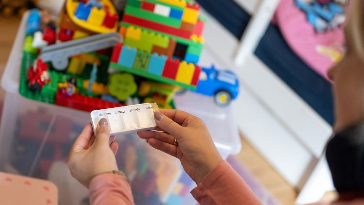 Epilepsie-Patientinnen können auch während der Schwangerschaft oft nicht auf Medikamente verzichten, die mit Risiken für das Ungeborene verbunden sind.