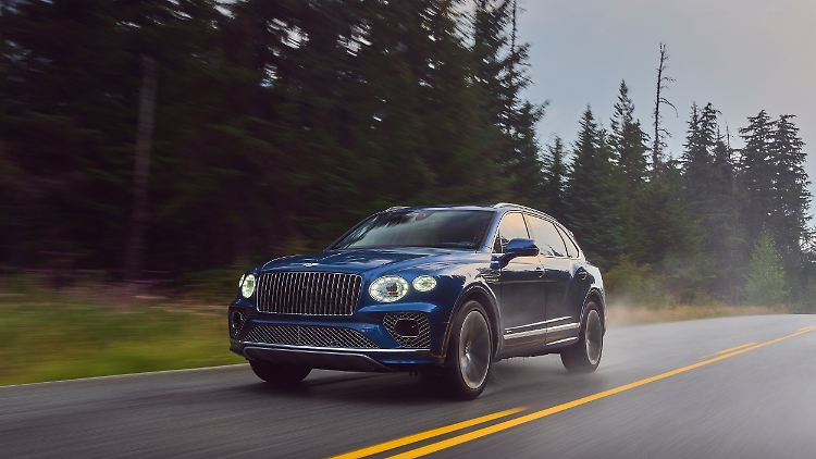 Zum Jahreswechsel ist das Bentley-SUV Bentayga zusätzlich in der Stretch-Variante EWB bestellbar.