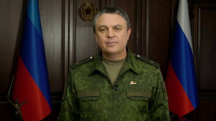 Hat es eilig Putins Untertan zu werden: Der Luhansker Separatistenführer Pasetschnik. 