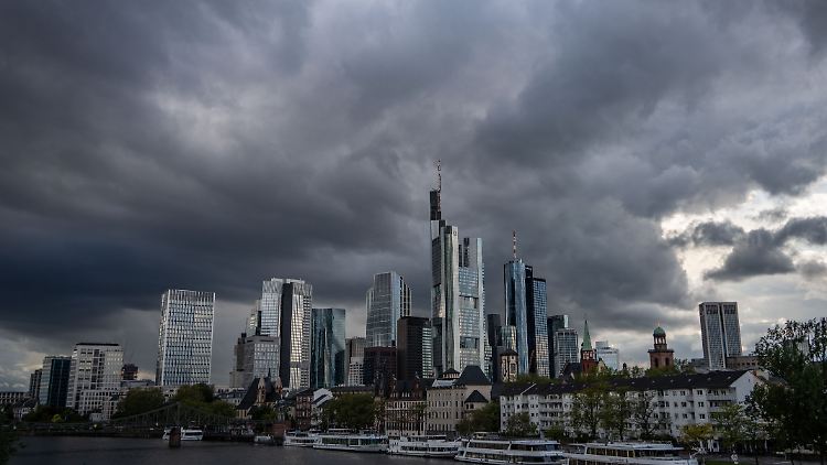 "Wir wissen alle nicht, wie windig es wird." Die Banken und Sparkassen in Deutschland müssen sich auf ein schwieriges Jahr 2023 einstellen. 