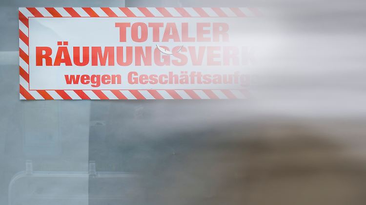 Nach historisch niedrigen Insolvenzzahlen in den vergangenen Jahren könnten Unternehmenspleiten bald wieder deutlich zunehmen. 