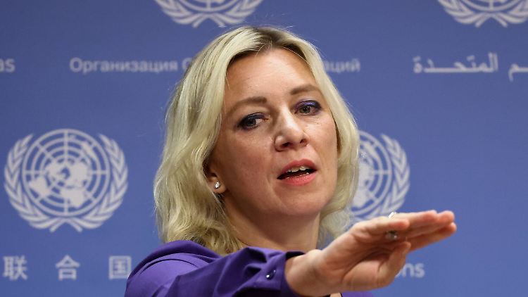 Material für Verschwörungstheoretiker: Die Sprecherin des russischen Außenministeriums Sacharowa äußert sich zur Pipeline-Sabotage.