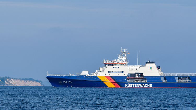 Die "Potsdam" gehört zu den neuen Patrouillenbooten der Bundespolizei See. Doch genau wie bei der Deutschen Marine seien die Ressourcen der Küstenwache zu klein für die geforderten Aufgaben, sagt Sebastian Bruns.
