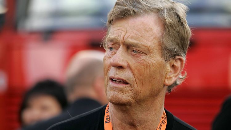 Vor seiner TV-Karriere war Ferfried Prinz von Hohenzollern ein erfolgreicher Automobilrennfahrer. 