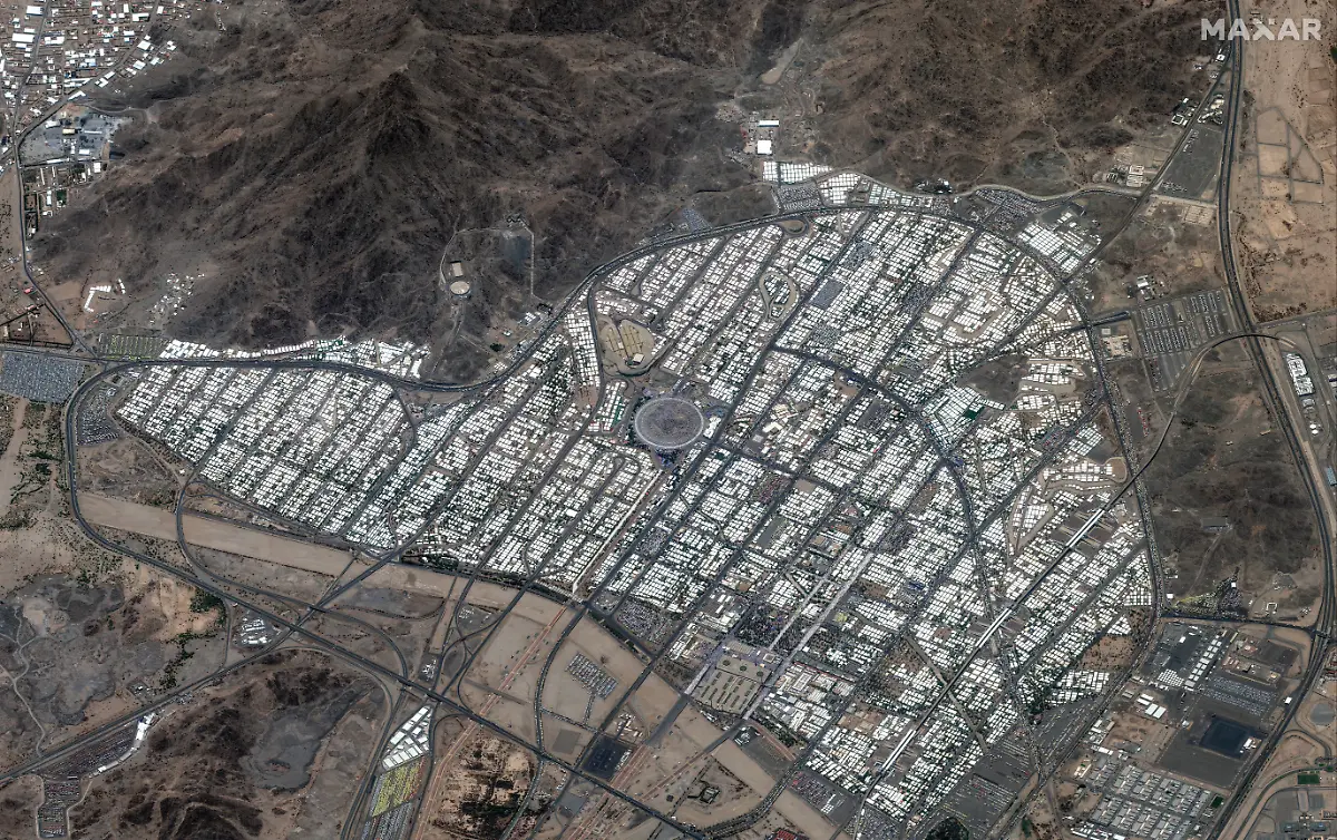 111eb17bb934269849ded9d1e3c5271d