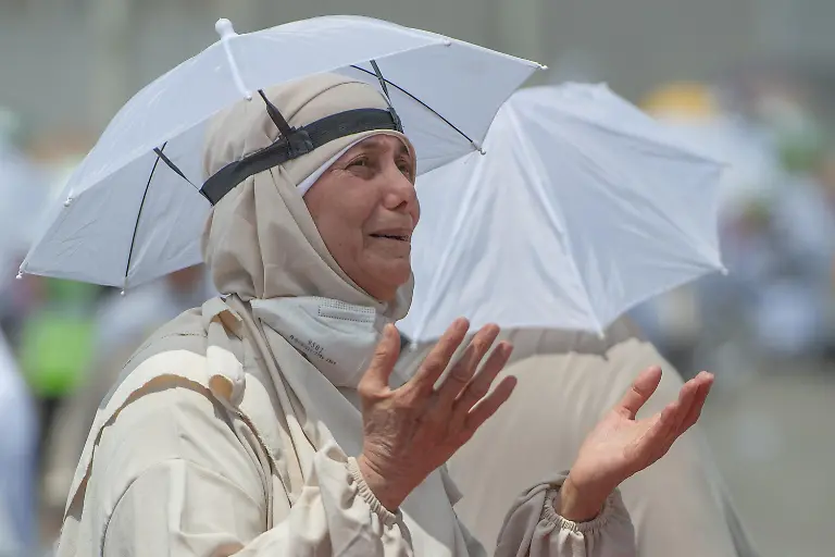 41b42b647957e62d48226ae1be97fe82