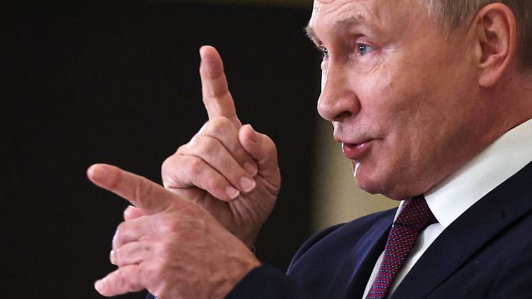 Russlands Präsident Wladimir Putin könnte vor dem Internationalen Strafgerichtshof angeklagt werden.