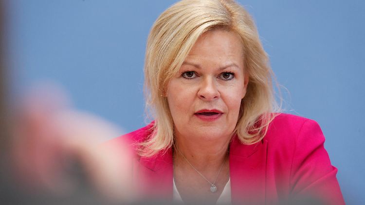 Nach dem Angriff auf die Gaspipelines will Faeser die Präsenz in der Ostsee verstärken.