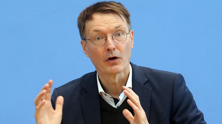 Warnt vor zu langem Zögern bei der Maskenpflicht: Karl Lauterbach.