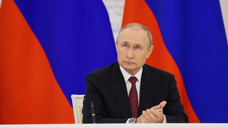 Kreml-Chef Wladirmir Putin muss zunehmend schmerzhafte Rückschläge für seine Armee hinnehmen.