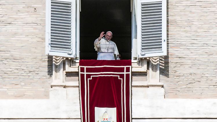 Papst Franziskus nutzte die Plattform des sonntäglichen Gebets für ein Zeichen gegen den Krieg.