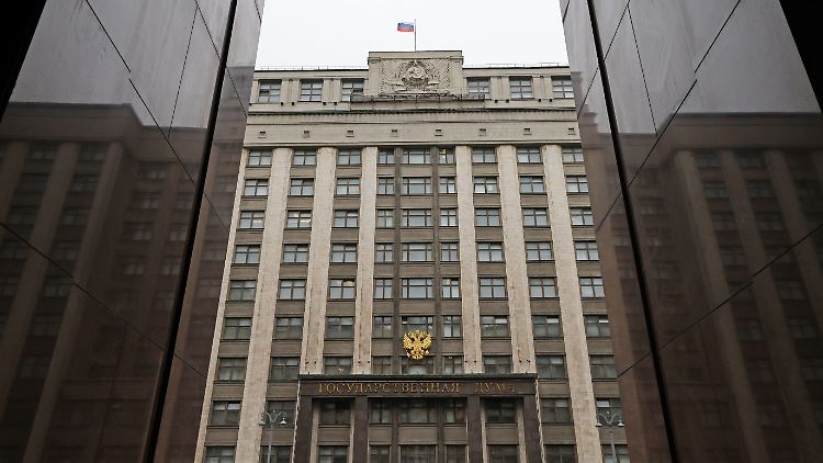 Alle 400 Abgeordneten der Duma stimmen für die Einverleibung der vier ukrainischen Gebiete.