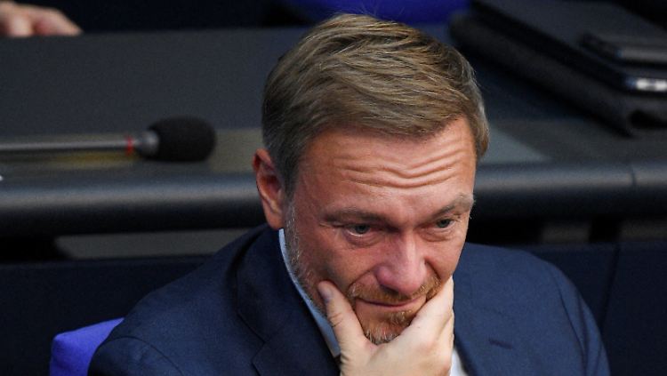 Lindner in der Bundestagssitzung am vergangenen Freitag. In Luxemburg erteilte der Finanzminister nun Forderungen nach gemeinsamen Schulden in der EU eine Absage. 