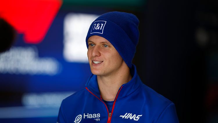 Mick Schumacher bleibt offenbar eine weitere Saison bei Haas.