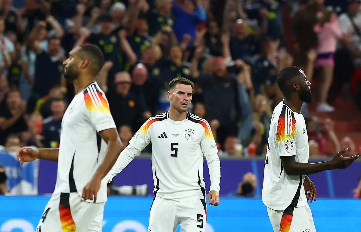 fc32994c6c6c3f8da7d43a3ad4653223