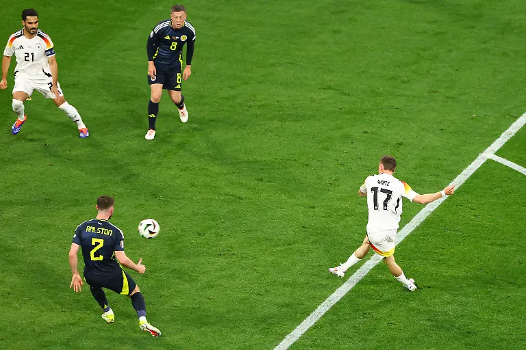 9d5cfcc0455e1df12a8c1fef6b0a6ff2