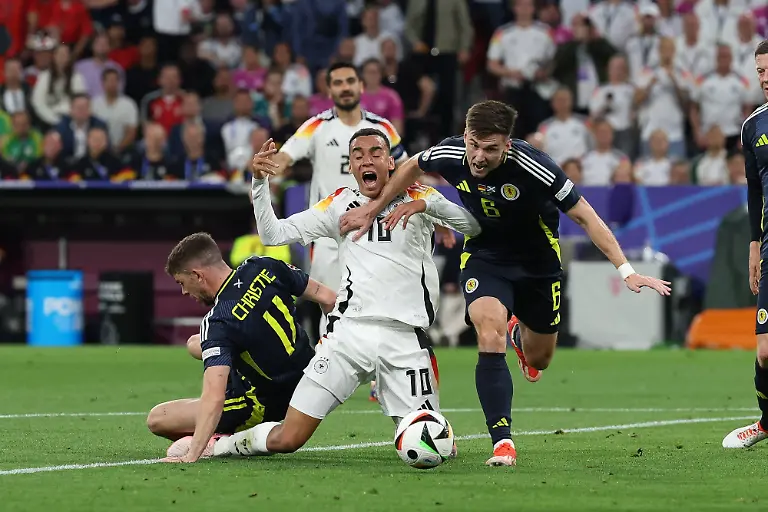 63633b3aaa2e0148d669a1c902833741