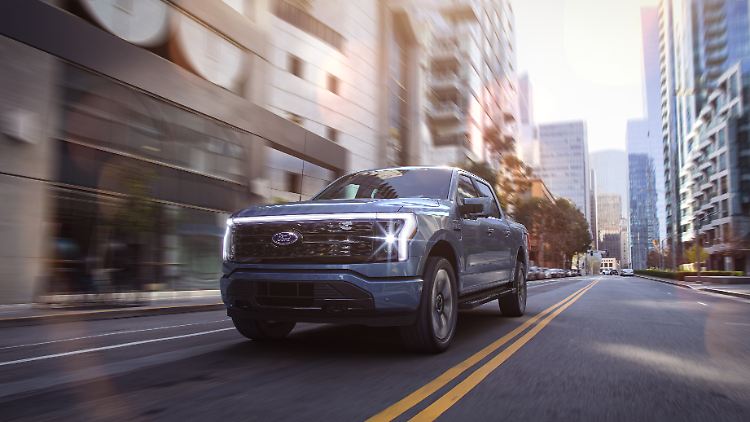 Mit der E-Version des liebsten Lasters der US-Amerikaner, mit einem niedrigen Einstiegspreis und mit viel Lob von den gusseisernen Pick-Up-Fans hat Ford einen echten Treffer gegen Tesla gelandet.