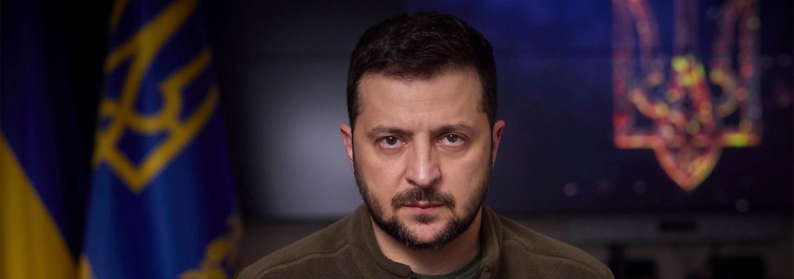 "Dieser Krieg muss jetzt gewonnen werden", sagte Wolodymyr Selenskyj unter anderem vor dem EU-Gipfel in Prag.