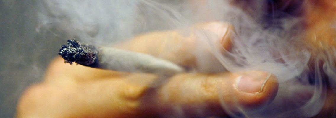US-Präsident Joe Biden will die Entkriminalisierung von Marihuana vorantreiben - in vielen der 50 US-Bundesstaaten ist der Gebrauch von Marihuana zu medizinischen Zwecken erlaubt, in rund 20 generell entkriminalisiert.
