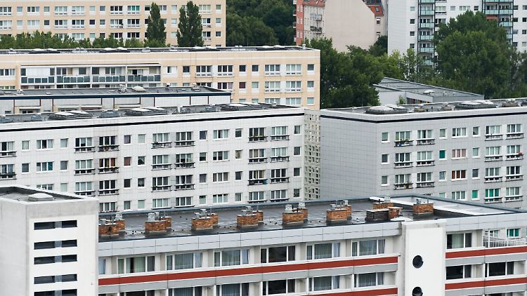 Berlin ist nun die drittteuerste deutsche Großstadt für Bestandsmietwohnungen und lässt Stuttgart sowie Köln hinter sich.