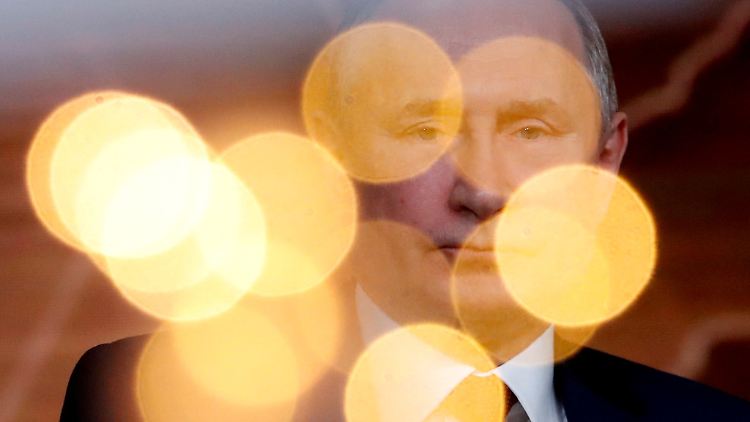 Stets war klar: Putins Regime wird noch viele Jahre bestehen. Das ist nicht mehr so sicher.