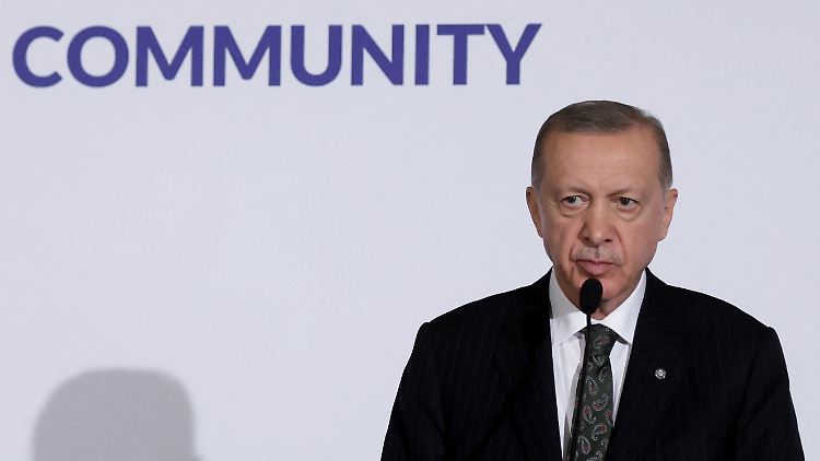 Erdogan im Wahlkampfmodus: "Eine starke Nation setzt eine starke Familie voraus."