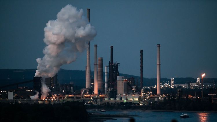 Wird die Produktion in Deutschland durch explodierende Gas- und Strompreise dauerhaft unrentabel?