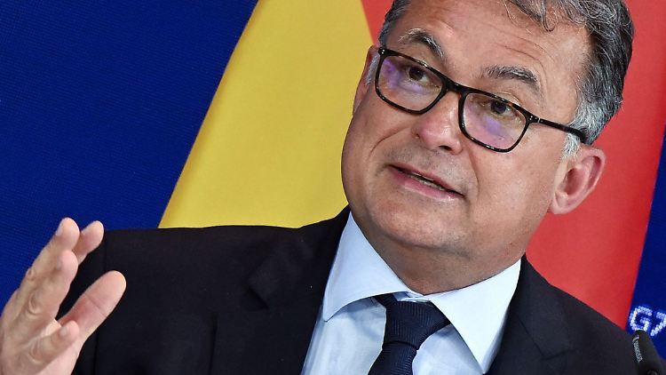 Bundesbank-Chef Joachim Nagel ist für weitere kräftige Leitzinserhöhungen in der Euro-Zone.