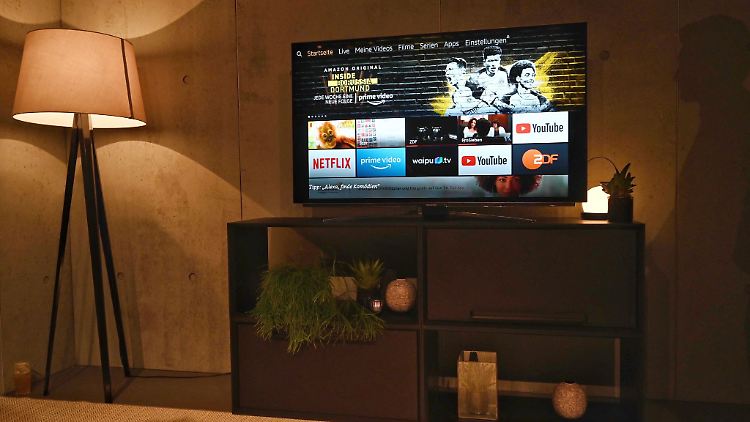 Egal, wie sparsam er sein mag: Ein riesiger Fernseher bedeutet am Ende verglichen mit kleineren Geräten immer einen höheren Stromverbrauch.