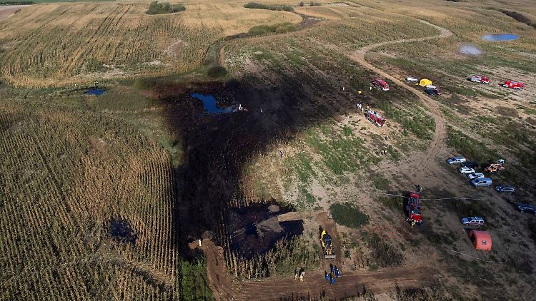 Das Leck wurde auf einem Acker nahe dem polnischen Dorf Zurawice entdeckt.