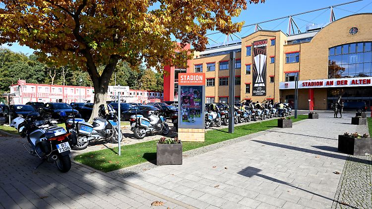 Das Polizeiaufgebot war massiv.
