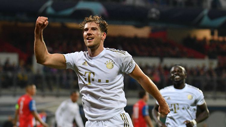 Goretzka trifft zum ersten Mal doppelt in der Champions League.