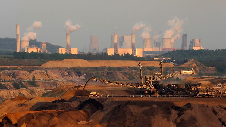 Will man vier Milliarden Tonnen CO2 binden, braucht man eine vergleichbare Menge Gestein.