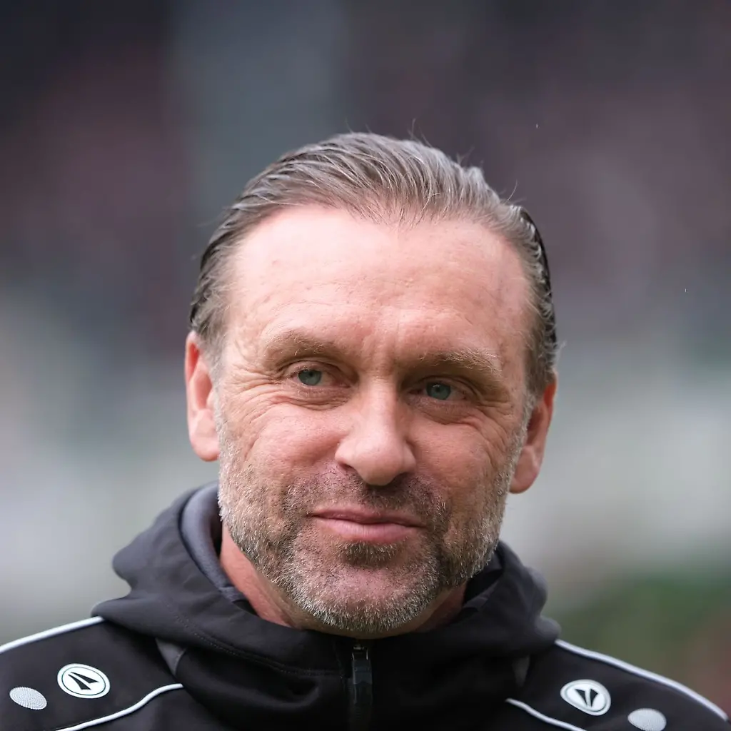 Thomas-Doll-beendet-sein-Engagement-als-Trainer-in-Indonesien