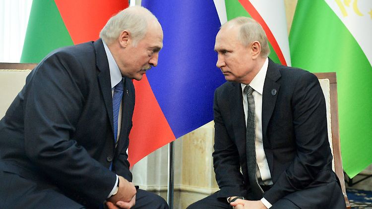Alexander Lukaschenko und Wladimir Putin sind enge Verbündete.