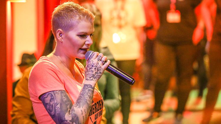 Weist die Vorwürfe weiter zurück: Melanie Müller.